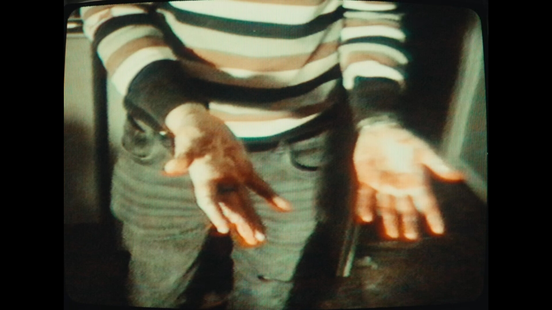 《录像怪谈/Dead Format》PC英文版下载-含Build.21160430-吾爱自习网